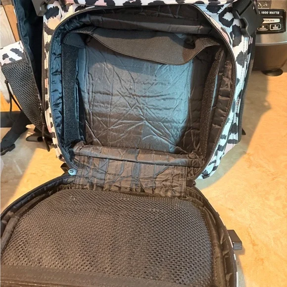 Wolfpak Leopard Print Tactical Meal Prep Backpack - Picture 3 of 7
